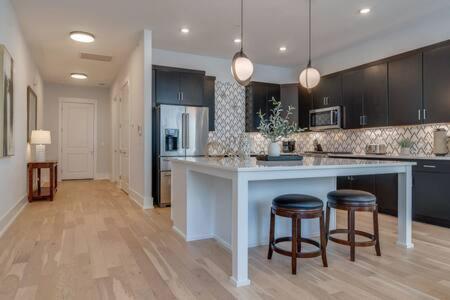 The Briar - Luxurious Condo Near Vanderbilt, Nashville Buitenkant foto