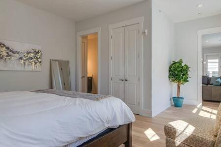 The Briar - Luxurious Condo Near Vanderbilt, Nashville Buitenkant foto