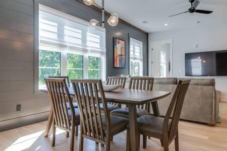 The Briar - Luxurious Condo Near Vanderbilt, Nashville Buitenkant foto