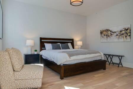 The Briar - Luxurious Condo Near Vanderbilt, Nashville Buitenkant foto