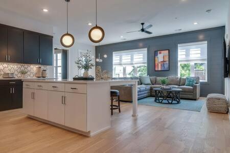 The Briar - Luxurious Condo Near Vanderbilt, Nashville Buitenkant foto